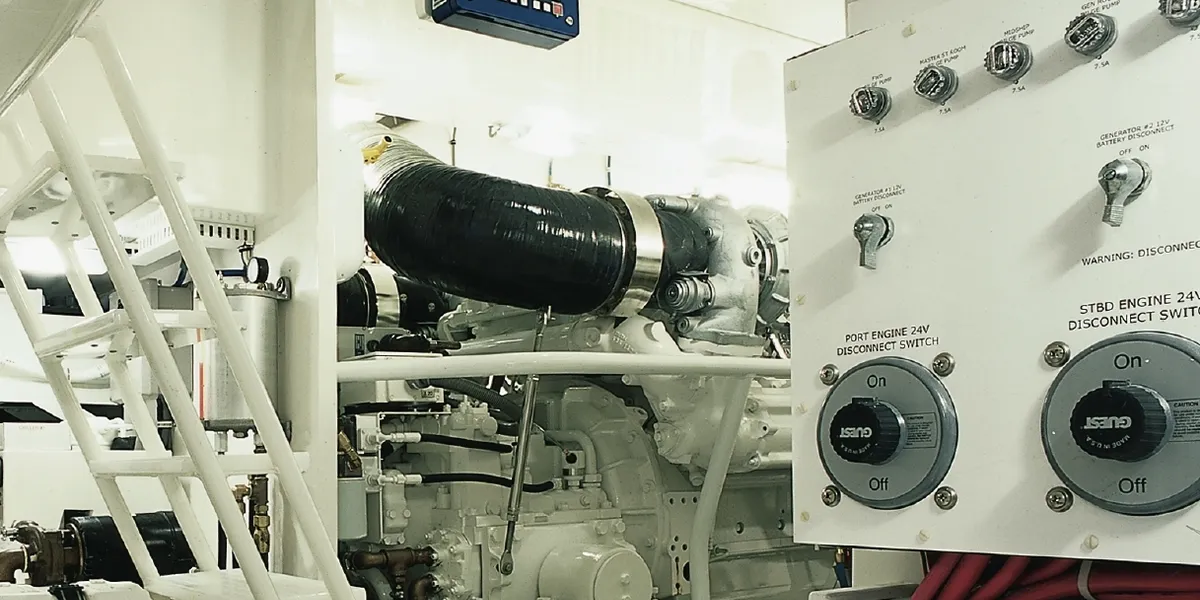 Lo mínimo que necesitas saber sobre la electricidad en tu barco