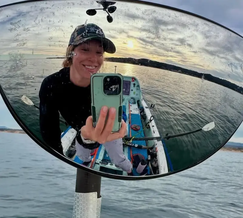 Kelsey Pfendler: La remera que conquistó el Océano Pacífico en solitario